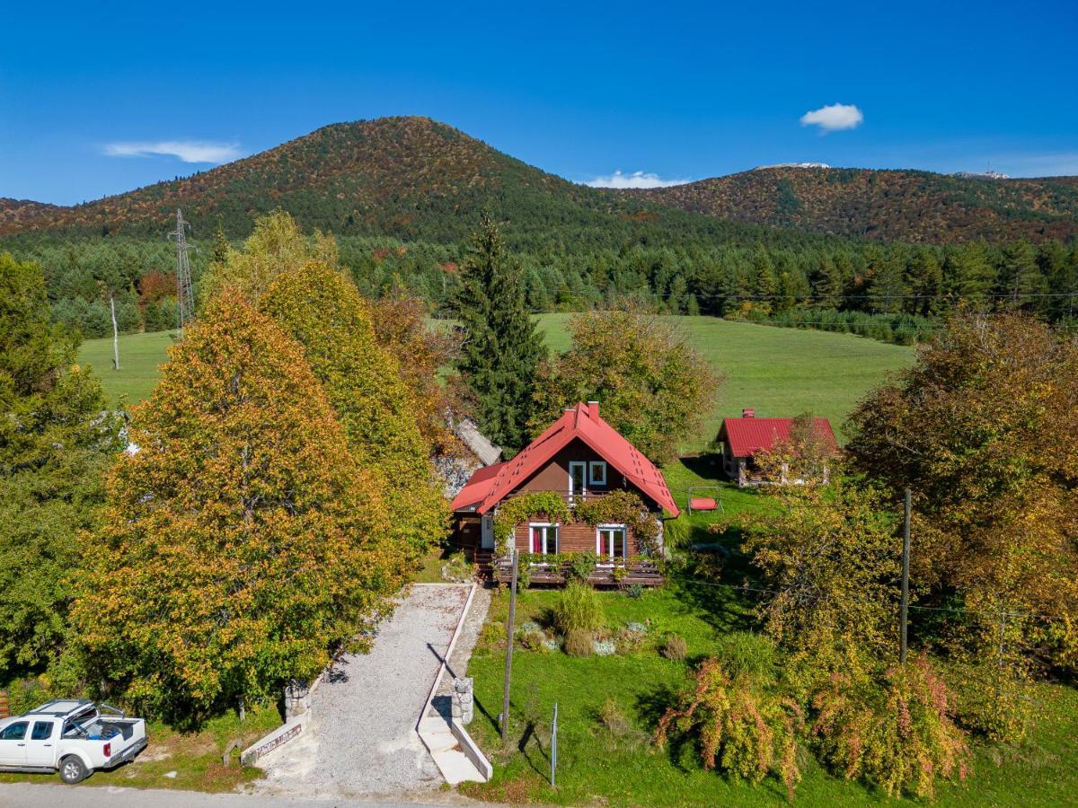 Villa Magnus Lupus Korenica Exterior foto